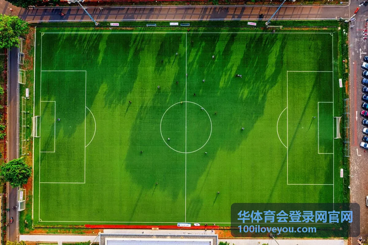 华体育会羽毛球比赛现场